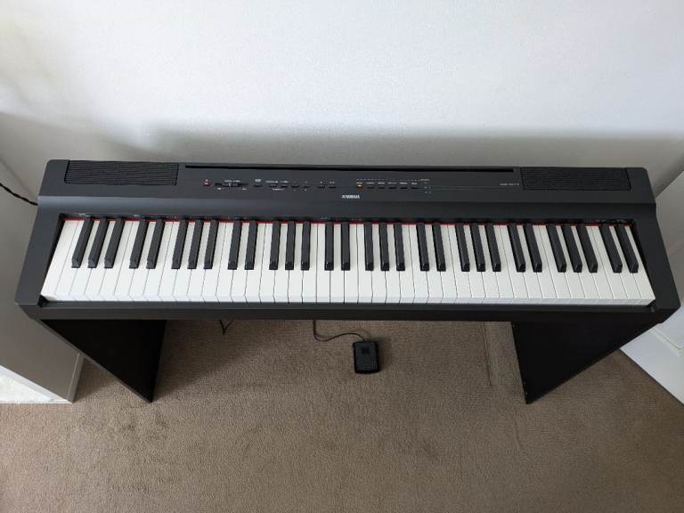 Yamaha P-121 Digital Piano (73-key) with Official Stand – Excellent Condition