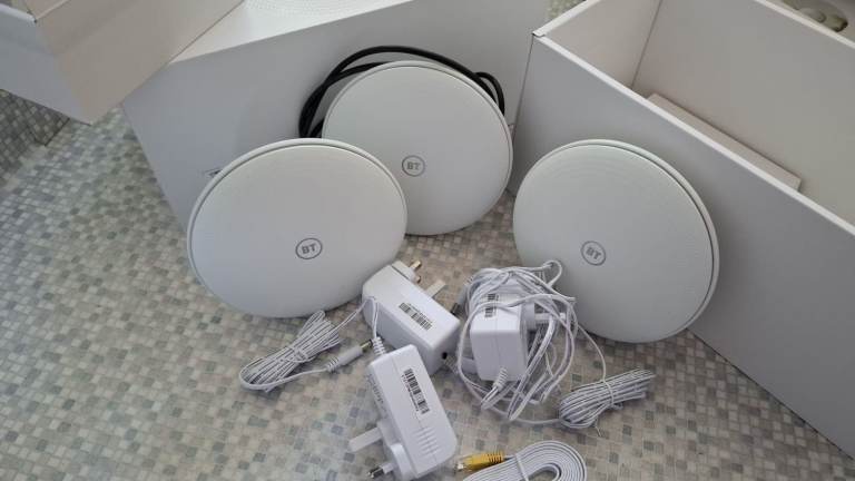 BT Whole Home Wi-Fi Extender 3 discs - New