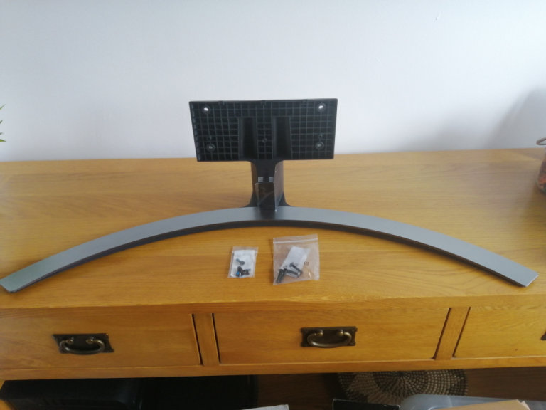 BRAND NEW - LG 50 NANO886PB TV STAND