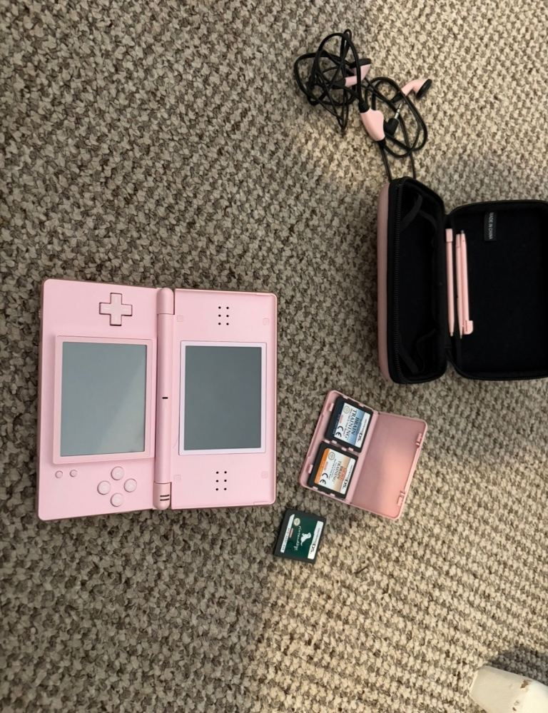 Nintendo switch pink bundle 