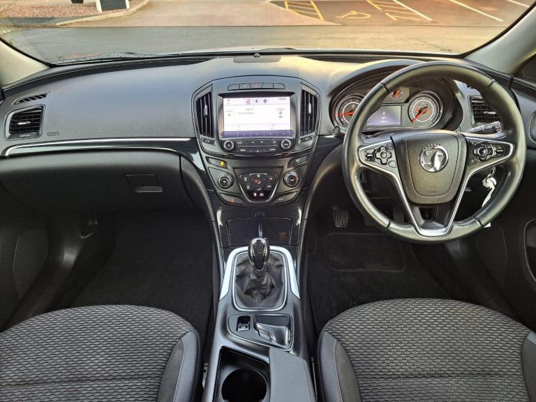 2014 Vauxhall Insignia 2.0 CDTi ecoFLEX Tech Line Sports Tourer Euro 5 (s/s) 5dr ESTATE Diesel Ma...