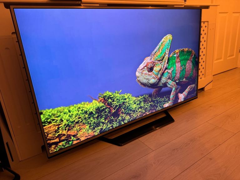 Lg 55inch 4k smart, delivery available 
