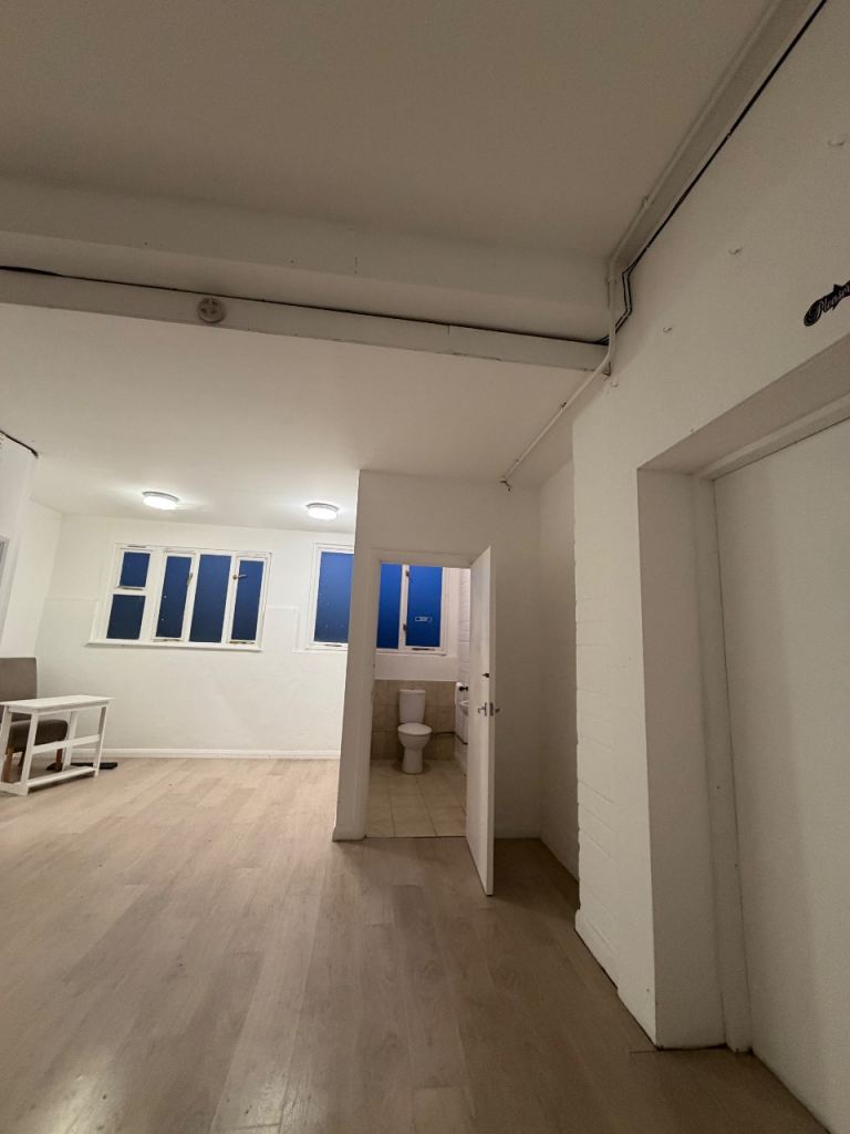 A STUNNING STUDIO AVAILABLE. DUNMOW AREA