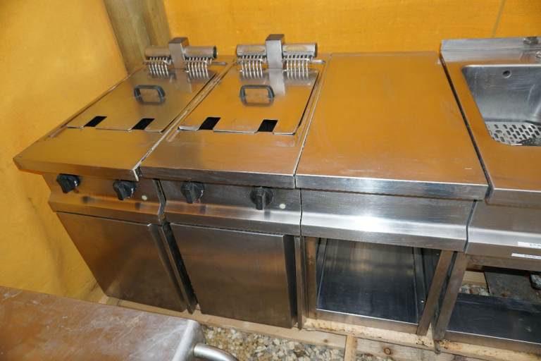 Electric Twin Fryer - Ambach Chef 700 - 2 Available