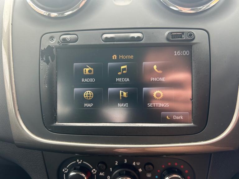 2014 Dacia Sandero Stepway 0.9 TCe Laureate 5dr HATCHBACK Petrol Manual