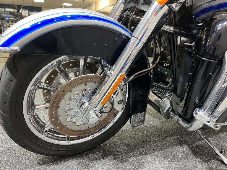 Harley-Davidson FLHTCUSE Electra Glide 1800, 2009