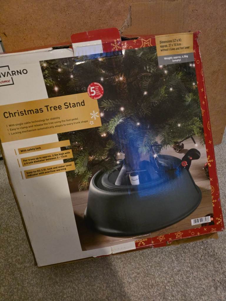 Christmas tree stand