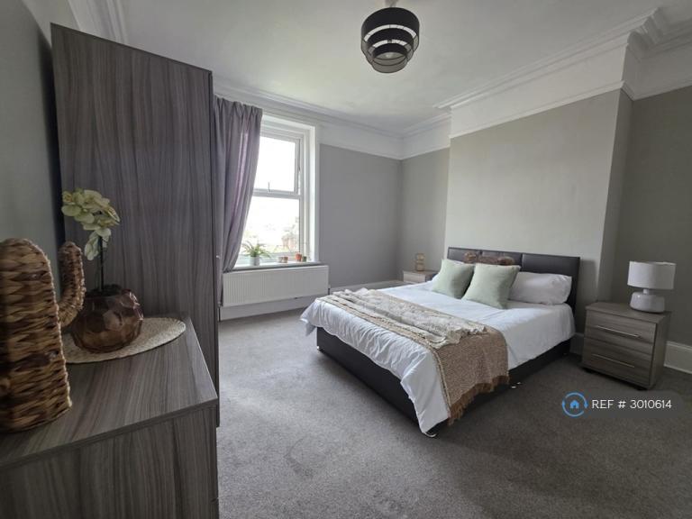 1 bedroom in Guildhall St, Folkestone, CT20 (#3010614)