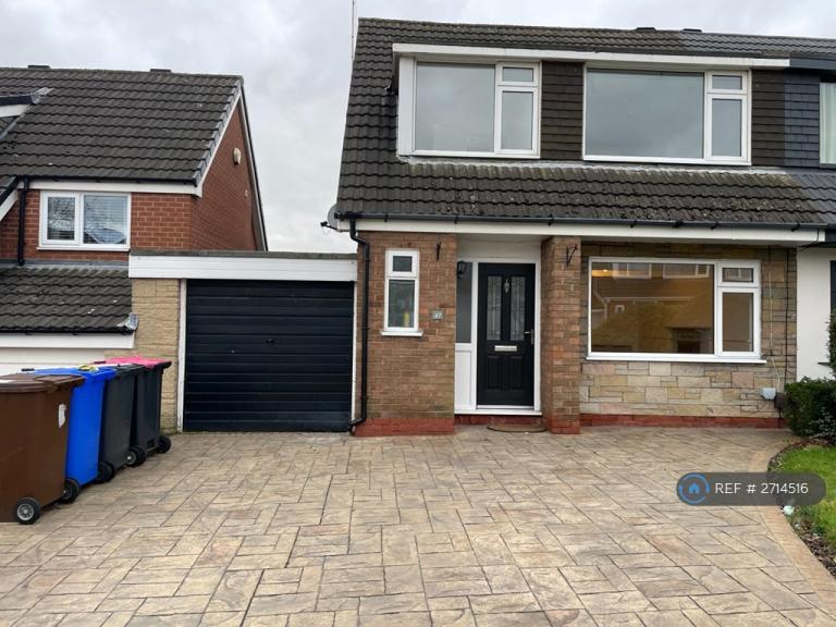 3 bedroom house in Birchfield Drive, Worsley, Manchester, M28 (3 bed) (#2714516)