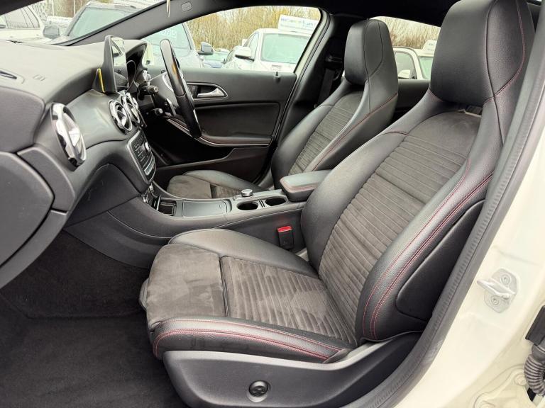 2017 Mercedes-Benz GLA GLA 220d 4Matic AMG Line Prem Plus 5dr Auto ESTATE DIESEL Automatic