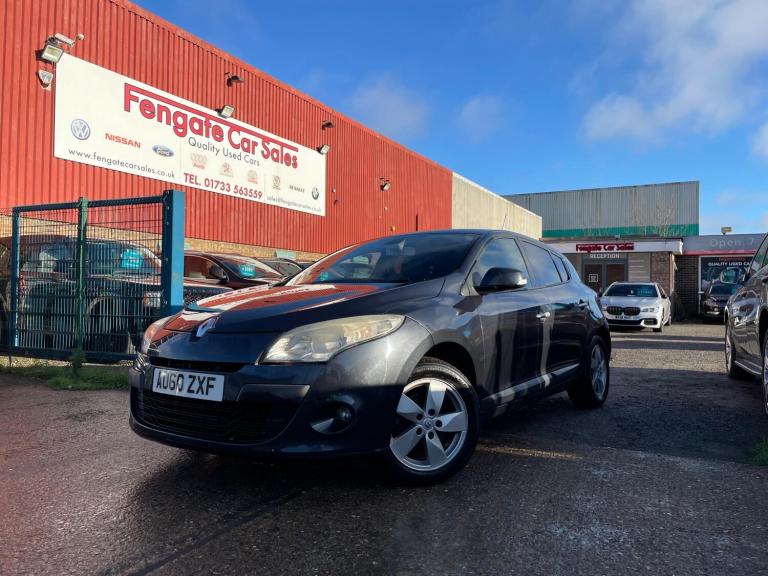 2010 Renault Megane 1.5 dCi Dynamique TomTom Euro 4 5dr Diesel