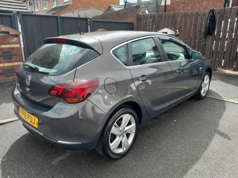 Vauxhall, ASTRA, Hatchback, 2015, Manual, 1398 (cc), 5 doors full mot x2keys logbook £1899 ono