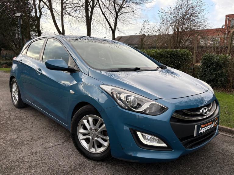 2012 Hyundai i30 1.6 CRDi BLUE DRIVE ACTIVE 5DR **1 OWNER FROM BRAND NEW **£20 TAX HATCHBACK Dies...