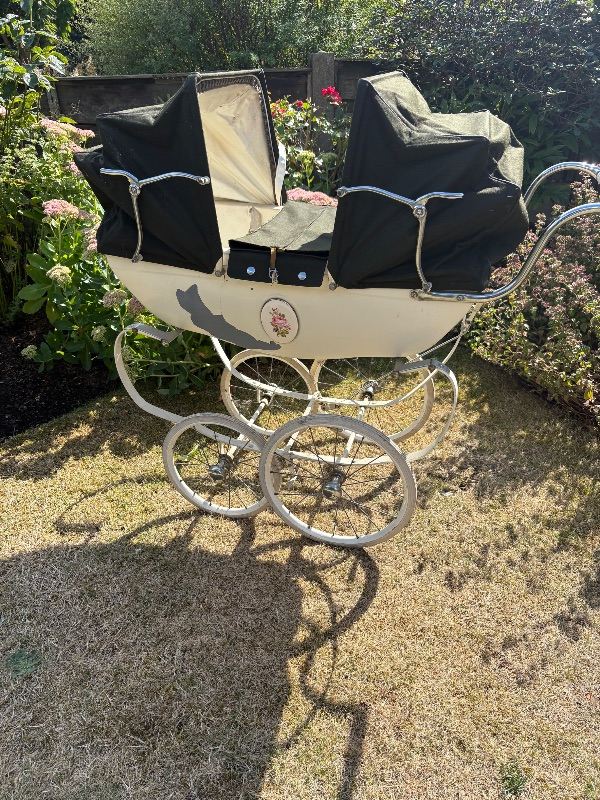 Vintage Silver Cross Twin Pram - Cream with  green Hoods, Fair Condition