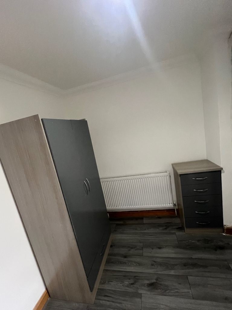 Renting rooms 