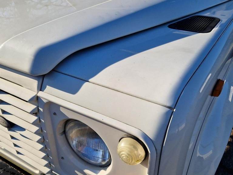 1990 Land Rover Defender 110 3.5 County Station Wagon Petrol Manual (134 bhp) V8 3500cc SUV Petro...