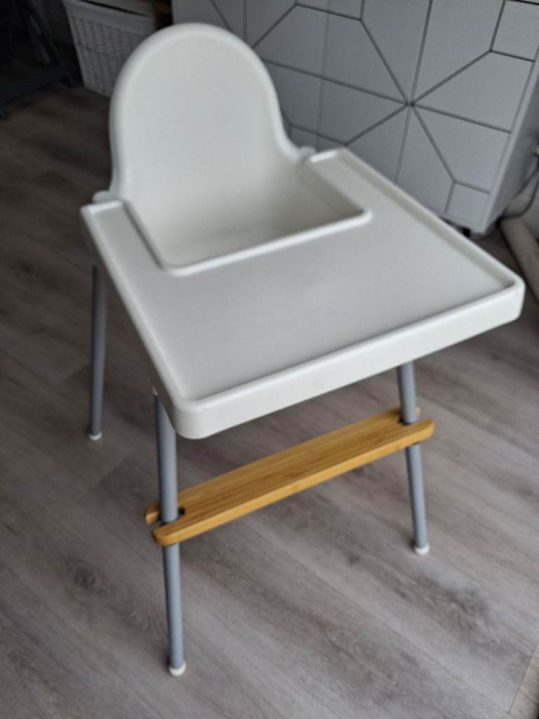 IKEA Antilop Highchair with Nibble and Rest Footrest – Good Condition