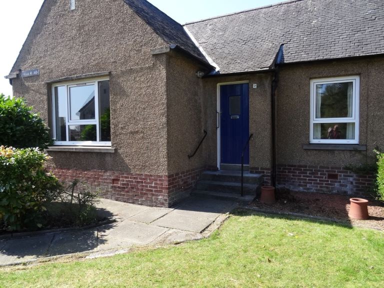 Spacious 1 bedroomed bungalow, Alloa
