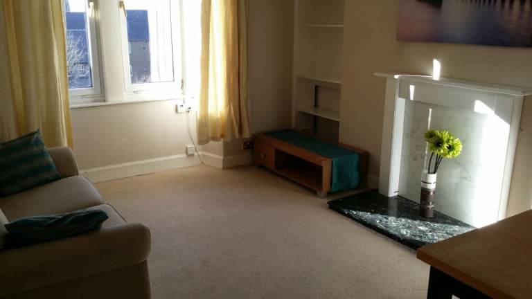 One bed flat to rent in Leith **LET PENDING**