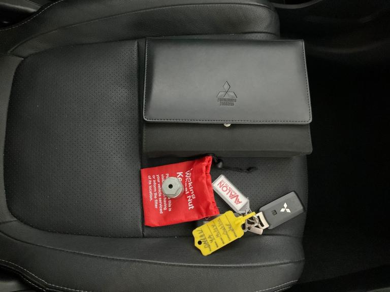 2015 Mitsubishi Outlander 2.0h 12kWh GX4hs SUV 5dr Petrol Plug-in Hybrid CVT 4WD Euro 5 (s/s) (20...