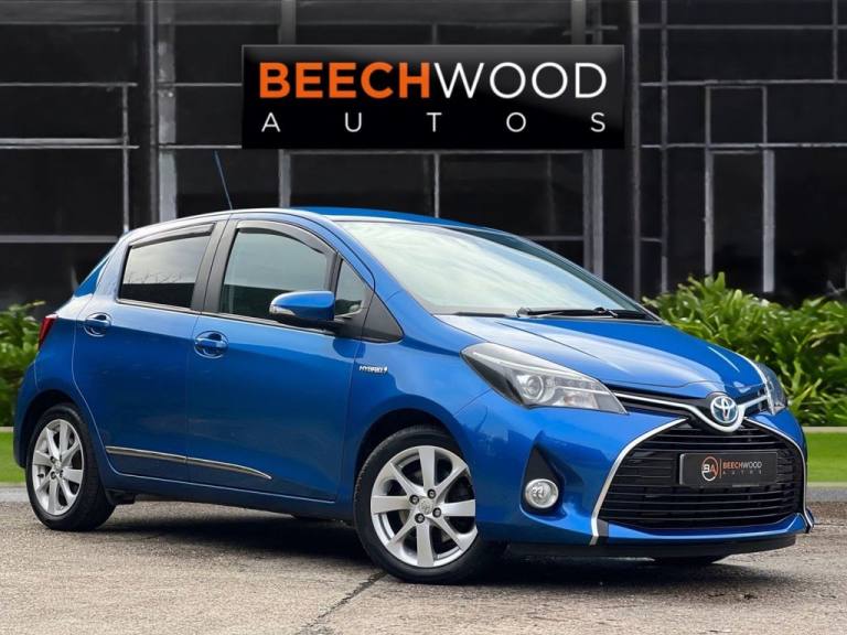 2016 Toyota Yaris 1.5 VVT-h Excel Hatchback 5dr Petrol Hybrid E-CVT Euro 6 (Safety Sense, 15i Hat...