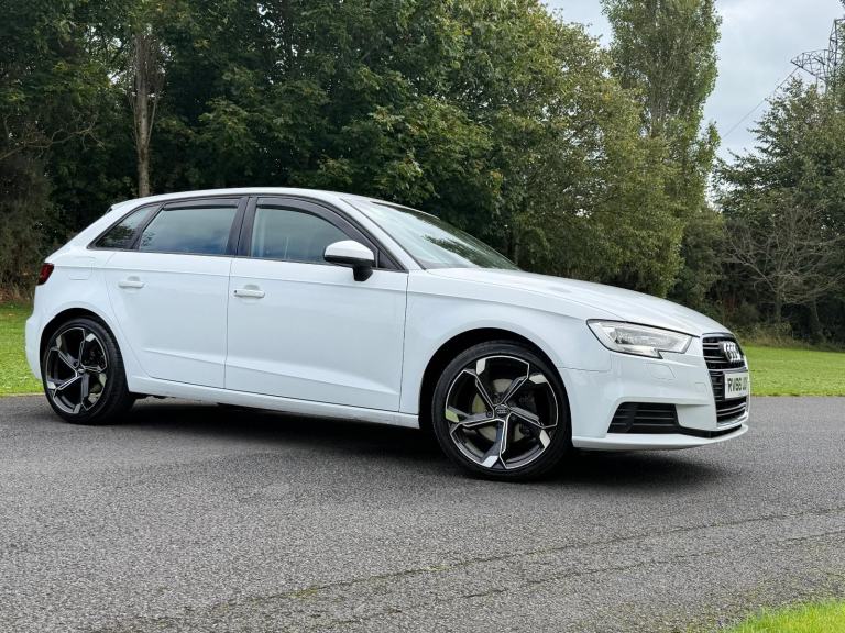 2016 ( LATE ) Audi A3 1.6 TDI SE TECHNIC / NEW MOT / SERVICED