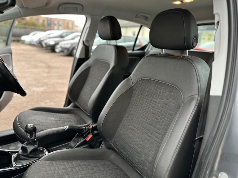 2017 Vauxhall Corsa 1.4 ecoFLEX SE 5dr HATCHBACK PETROL Manual