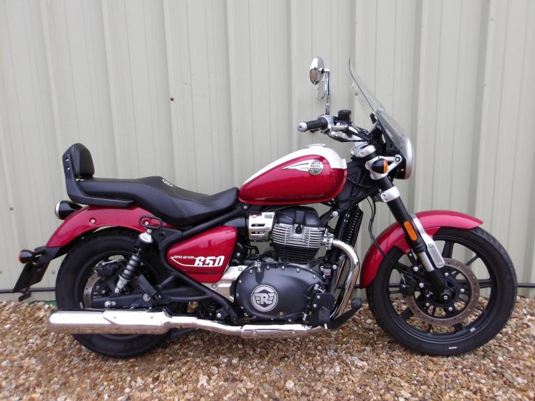 Royal Enfield Super Meteor 650 2023, 1 Owner From New & Only 1570 Miles 