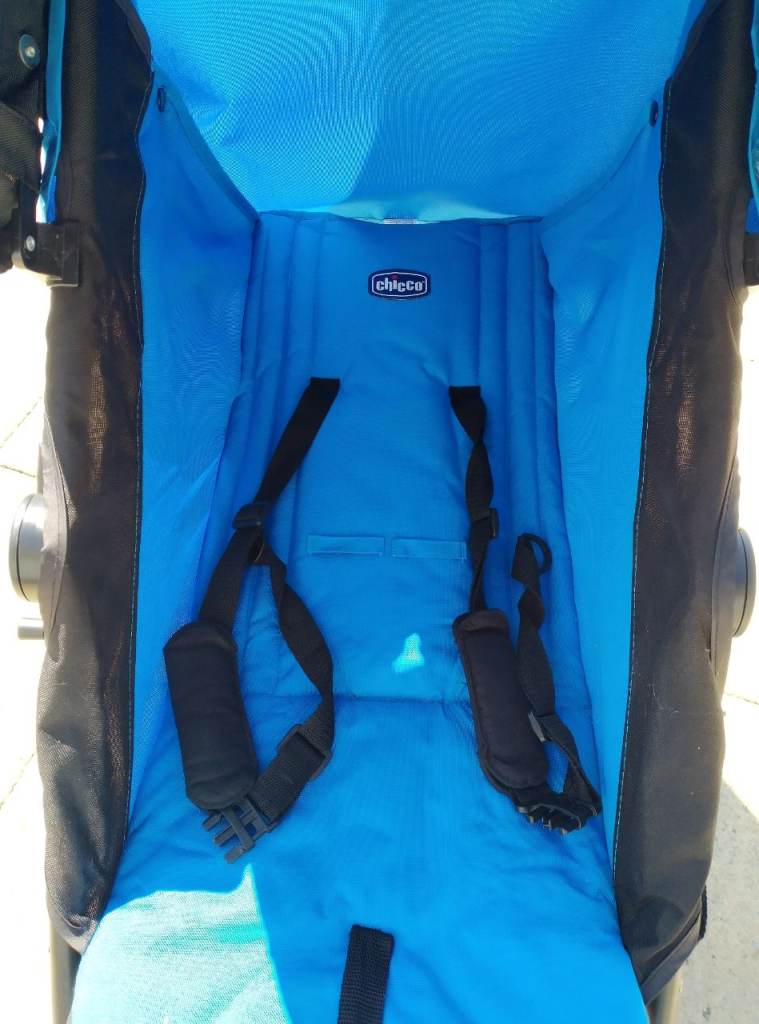 Chicco Echo pushchair/stroller/buggy - Echo-Blue and Black, Good Condition