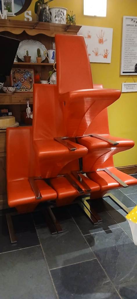 6nr Red Faux Leather Z Dining Chairs