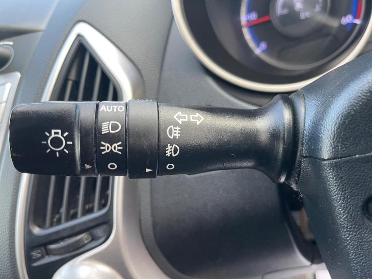 2013 Hyundai Ix35 1.7 CRDi Premium 5dr 2WD ESTATE Diesel Manual