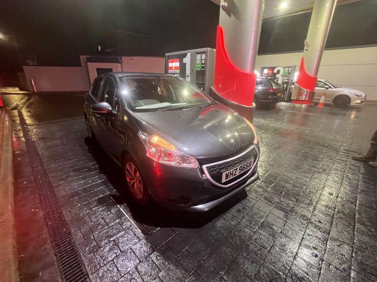 image for Peugeot, 208, Hatchback, 2013, Manual, 1398 (cc), 5 doors