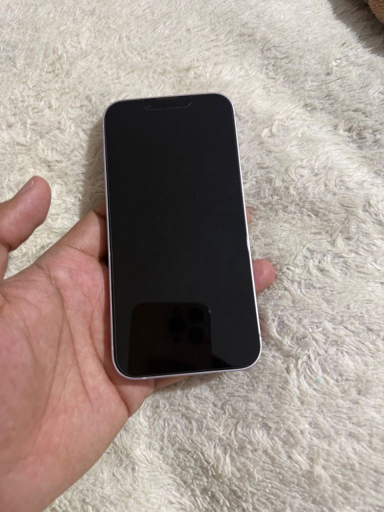 iPhone 14 128gb is in Excellent Condition 