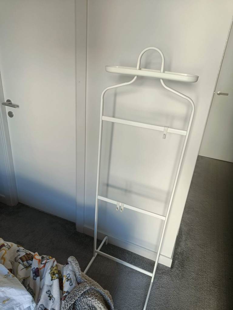 White Clothing Rack