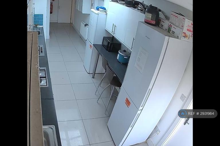 1 bedroom in The Crossways, Hounslow, TW5 (#2931984)