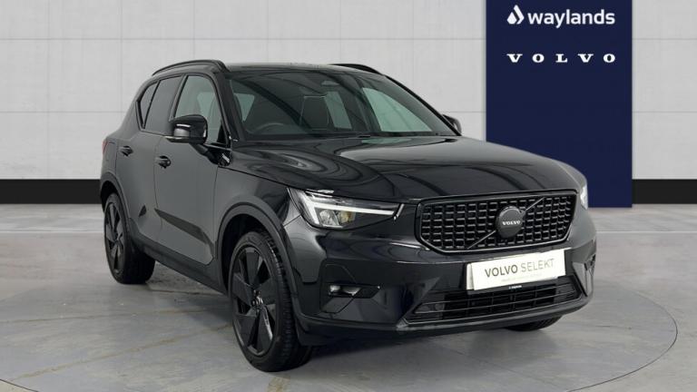 2025 Volvo XC40 Black Edition Plus, B3 Mild hybrid, Petrol Estate Petrol Automatic