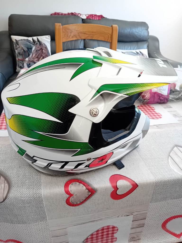 Kids dirt bike helmets 