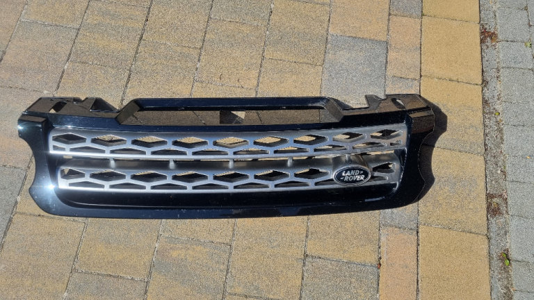 Genuine Range Rover Sport front grille 