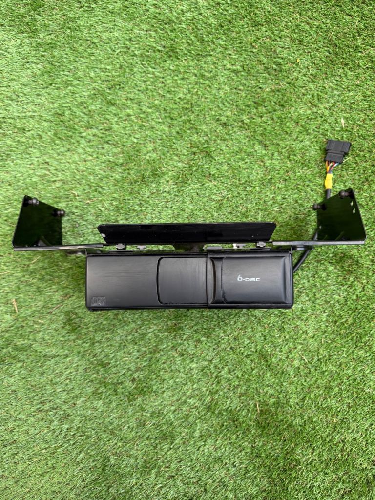 VW Transporter 6-Disc CD Changer