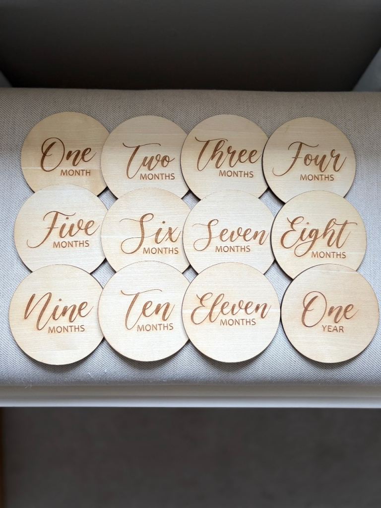 Monthly milestone discs