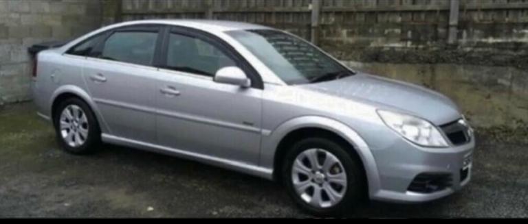 VAUXHALL VECTRA 1.8 DESIGN PETROL FOR BREAKING 