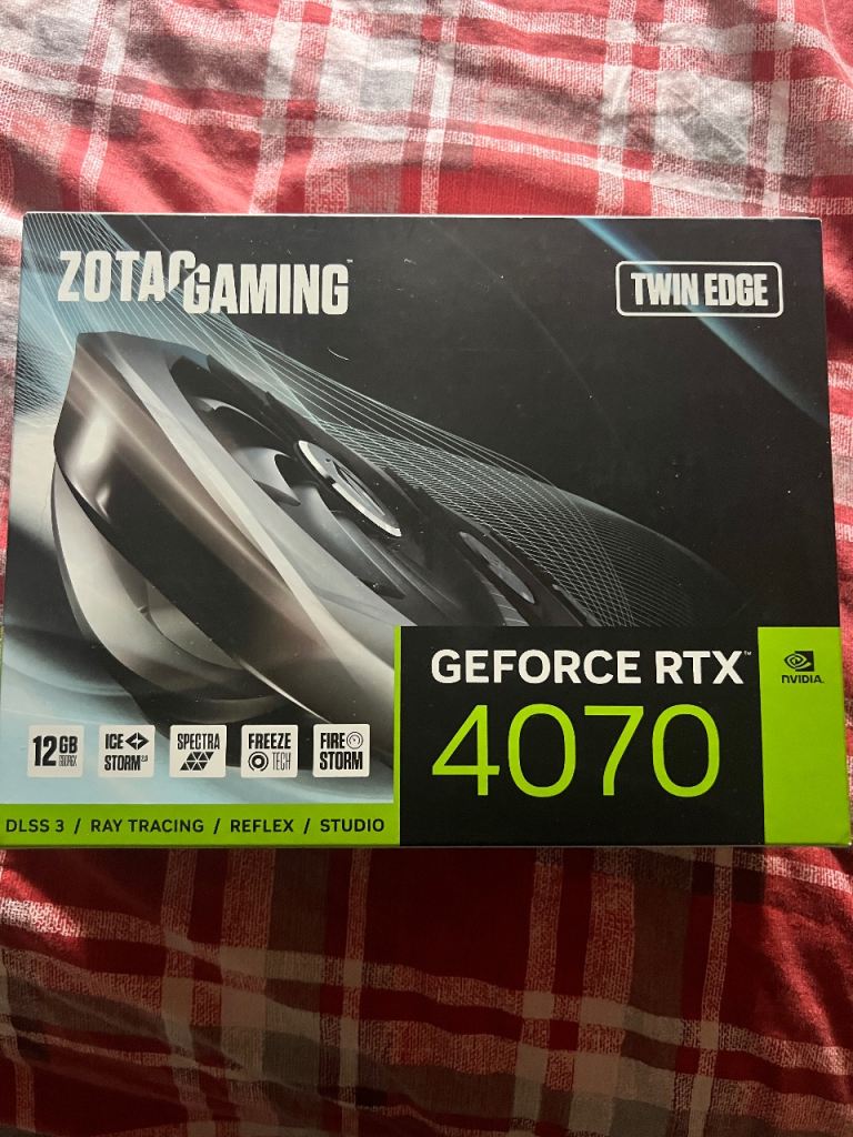 ZOTAC GAMING GeForce RTX 4070 Twin Edge graphic card with box 