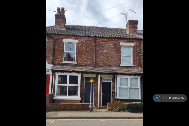 2 bedroom house in Wollaton Road, Nottingham, NG9 (2 bed) (#3061776)