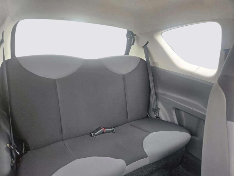 2011 Peugeot 107 1.0 12V Urban Lite Euro 5 3dr HATCHBACK Petrol Manual