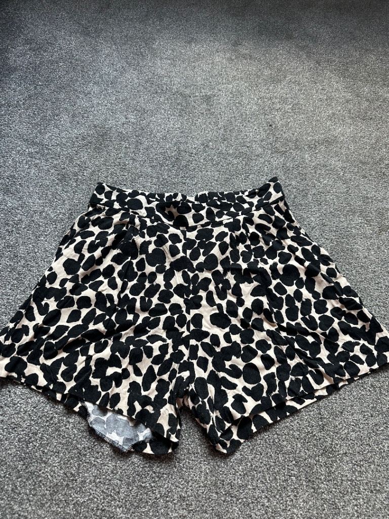 Leopard Print Shorts – Comfy & Good Condition