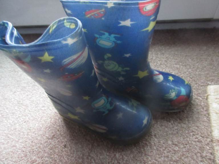 Boys Wellington Boots size 6 