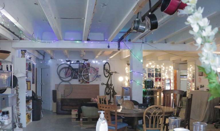 Double room in creative warehouse - from May 1st