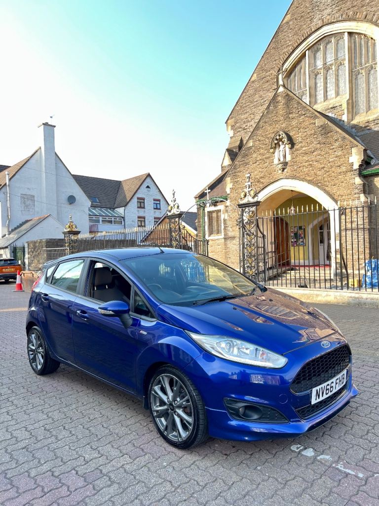 image for 2016 Ford Fiesta ST-Line 
