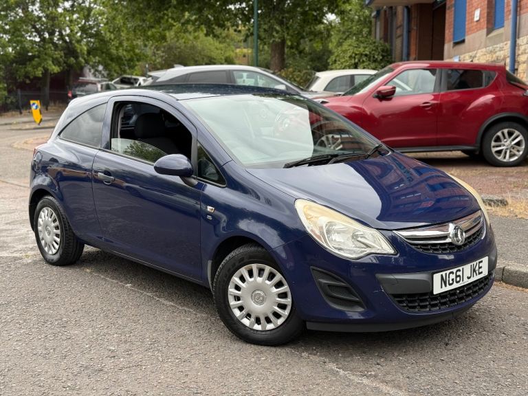 2012 Vauxhall Corsa 1.0 12v E/F S 3dr Hatchback Blue - £35 Yearly Road Tax! MOT Jul 27!