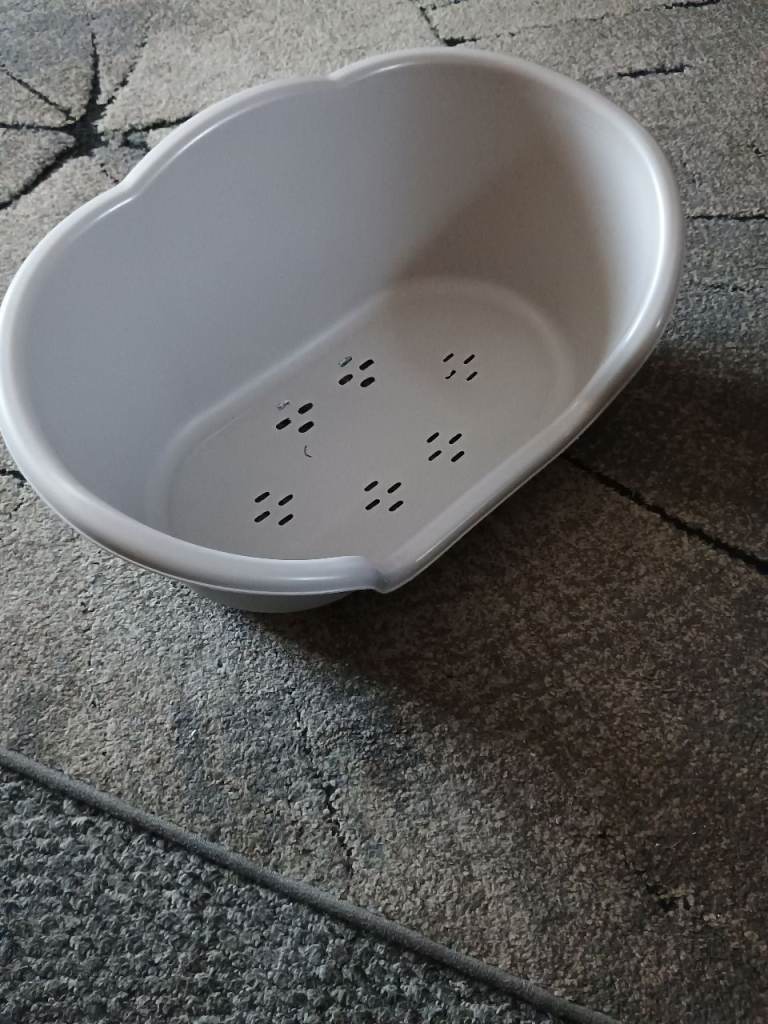 Small Amazon pet bed  as new 